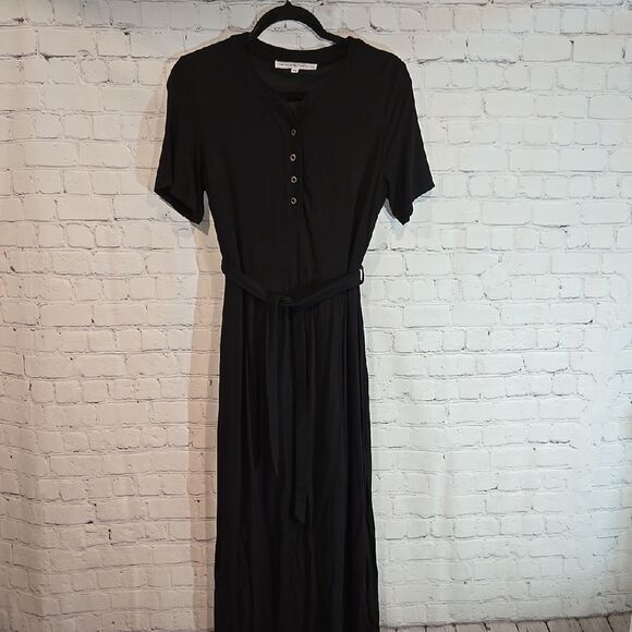 The Main Street Exchange Dresses & Skirts - The Main Street Exchange black maxi dress size XS